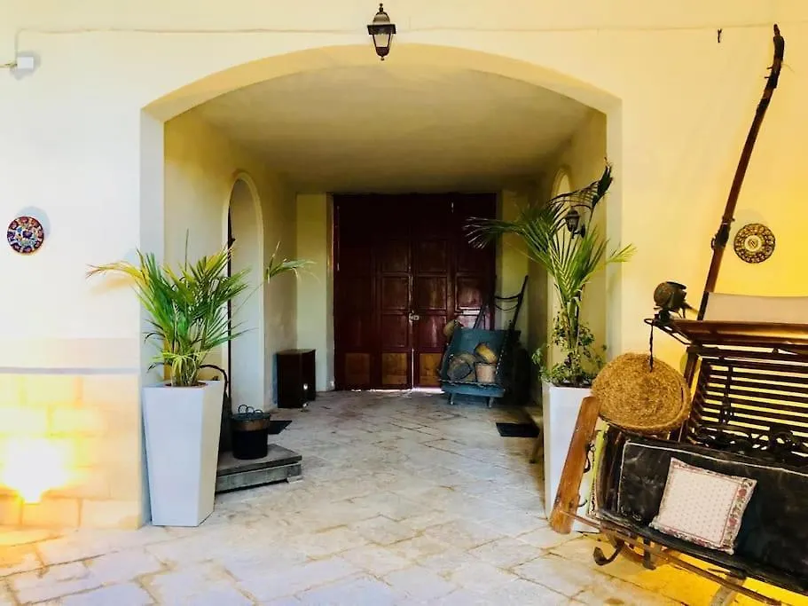Casa Di Villeggiatura A Marausa